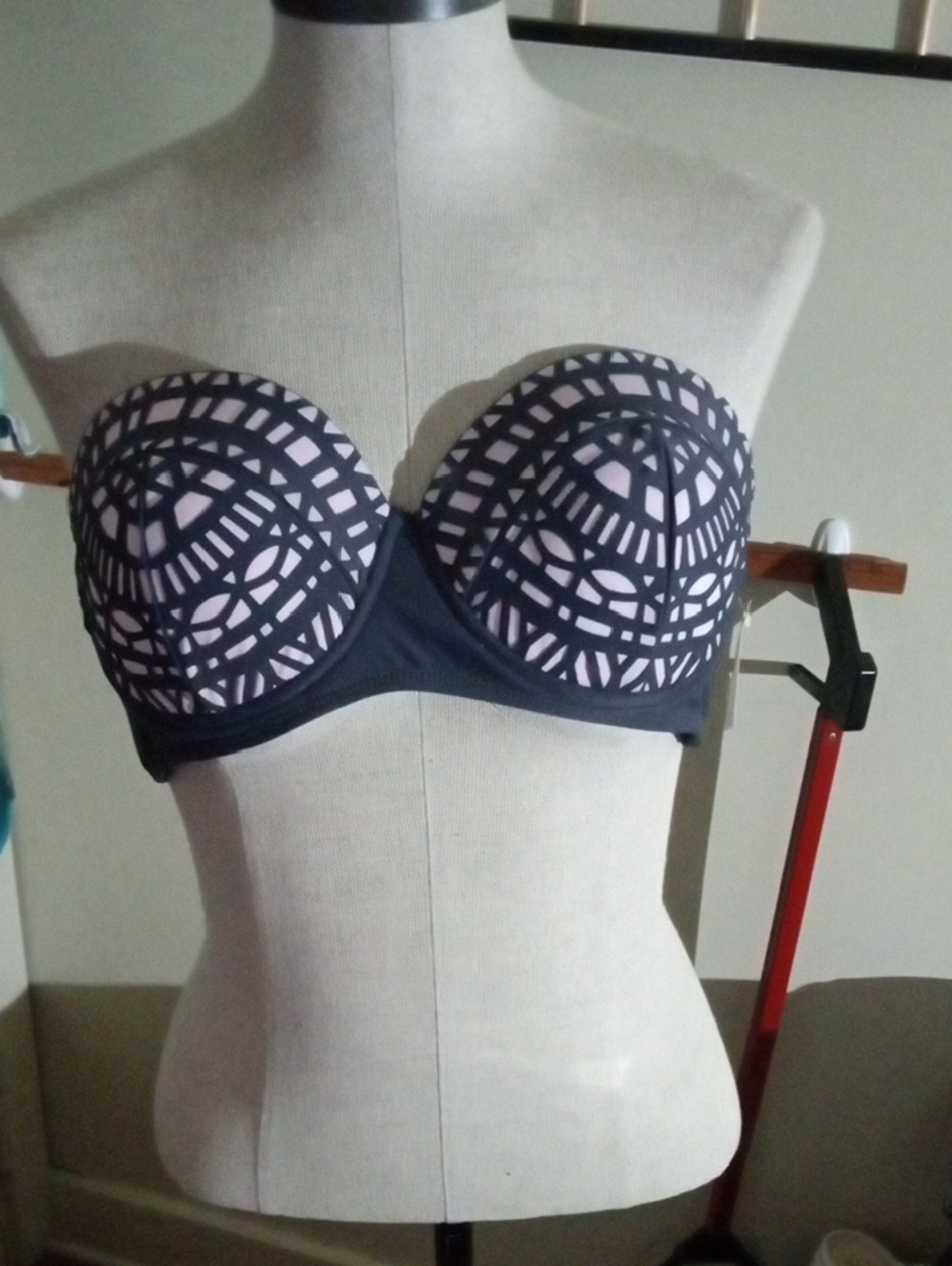 Xhilaration Black Geometric Print Pink Bandeau Push Up Bra Large